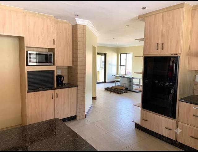 4 BEDROOM HOUSE FOR SALE IN ELDO MEADOWS